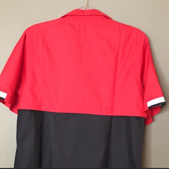 Nike red & black lightweight pullover shirt jacket
2/$35 - Picture 3 of 8